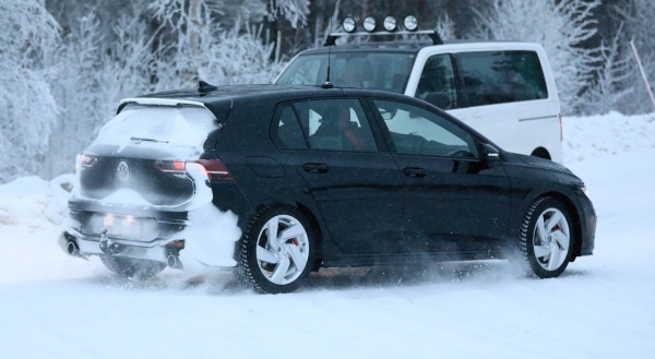 Хот-хэтч Volkswagen Golf GTI будет представлен в&nbsp;марте