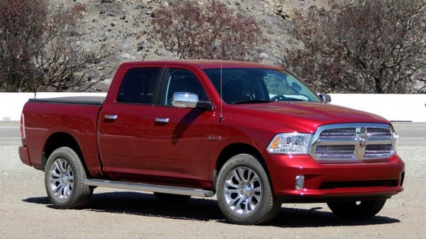 Fiat Chrysler отзовет свыше 100 000 пикапов