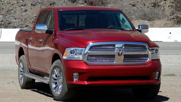 Fiat Chrysler отзовет свыше 100 000 пикапов