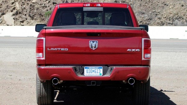 Fiat Chrysler отзовет свыше 100 000 пикапов