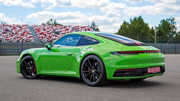 Отходим от&nbsp;формата ради купе Porsche 911 Carrera S серии 992