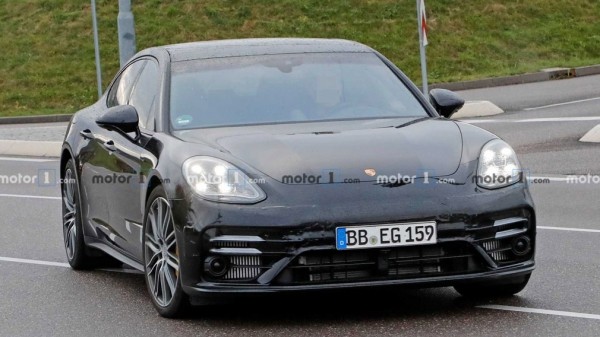 Появились первые изображения обновлённой Porsche Panamera