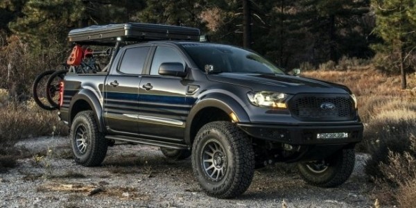 Пикап Ford превратили в дом на колесах Пикап Ford превратили в дом на колесах