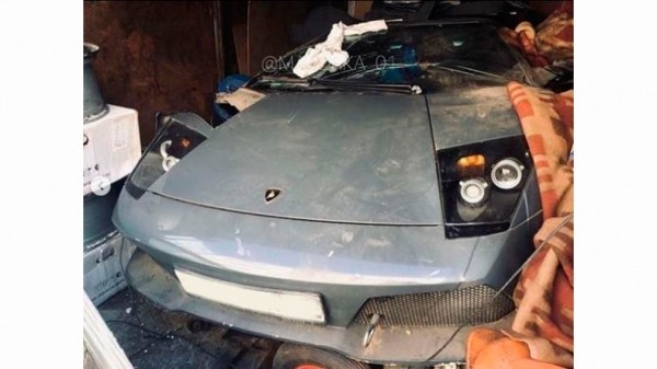 В московском гараже среди мусора найден спорткар Lamborghini Murcielago