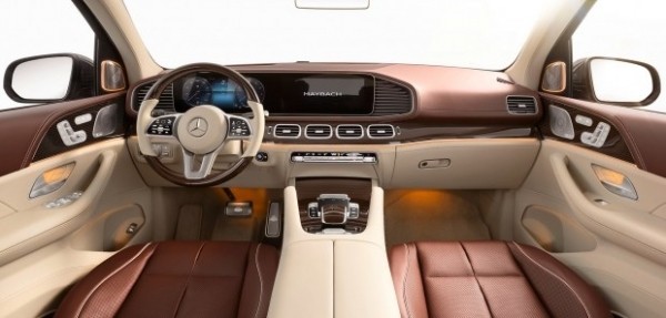Кроссовер Mercedes-Maybach GLS сохранил кузов донора