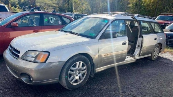 Умельцы в США сделали из двух Subaru лимузин для мальчишника 