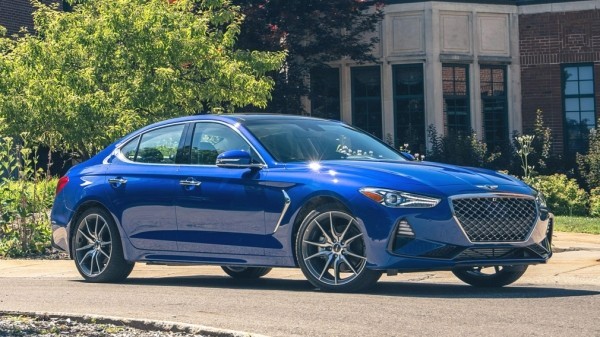 Опубликовали первые изображения обновлённого Genesis G70
