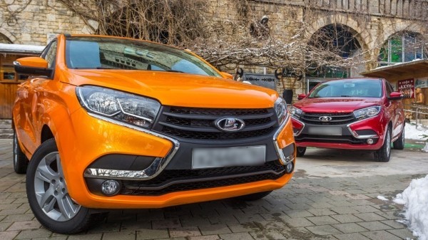 Lada XRAY получил мультимедиа с Android Auto и Apple Car Play Lada XRAY получил мультимедиа с Android Auto и Apple Car Play
