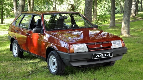 В России посчитали все автомобили Lada