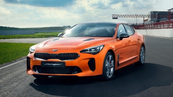 Kia назвала рублёвые цены фастбека Stinger 2020 модельного года