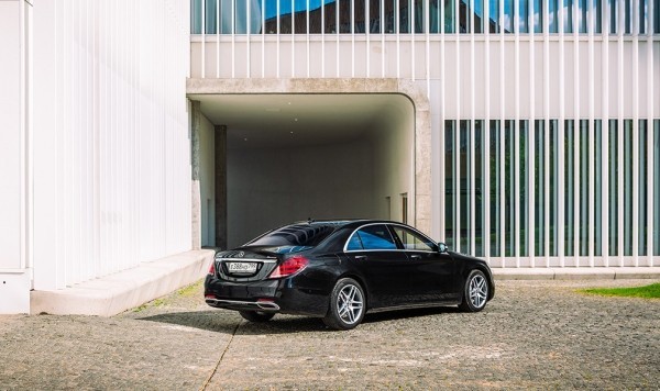 Что-то вечно. Mercedes-Benz S-class против Audi A8 Что-то вечно. Mercedes-Benz S-class против Audi A8