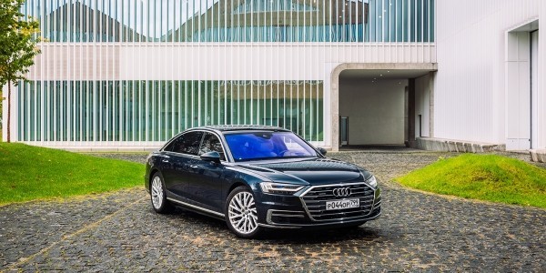 Что-то вечно. Mercedes-Benz S-class против Audi A8 Что-то вечно. Mercedes-Benz S-class против Audi A8