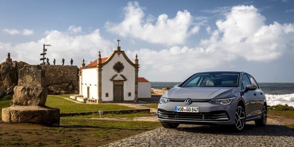 Тактильное общение. Тест-драйв Volkswagen Golf восьмого поколения Тактильное общение. Тест-драйв Volkswagen Golf восьмого поколения