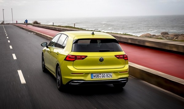 Тактильное общение. Тест-драйв Volkswagen Golf восьмого поколения Тактильное общение. Тест-драйв Volkswagen Golf восьмого поколения