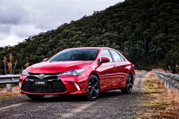 Компания Toyota отзывает в США почти 700 000 автомобилей