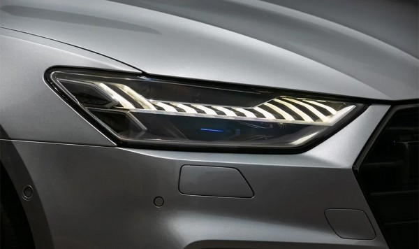 Недешево и сердито. Три мнения об Audi A7 