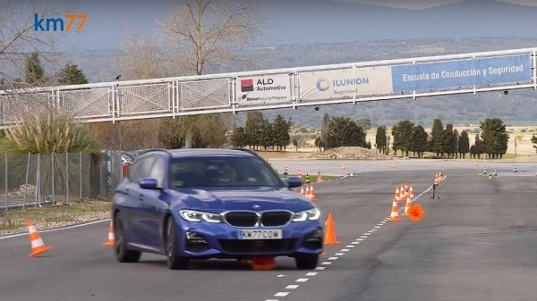 Универсал BMW 3-Series успешно прошёл «лосиный тест» Универсал BMW 3-Series успешно прошёл «лосиный тест»