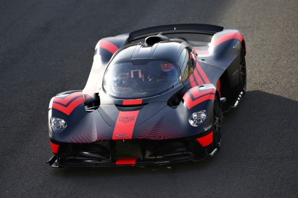 Гиперкар Aston Martin Valkyrie променяет Ле-Ман на Формулу-1 Гиперкар Aston Martin Valkyrie променяет Ле-Ман на Формулу-1