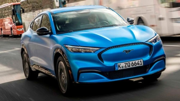 Ford Mach-E для Европы сможет пройти 600 километров без подзарядки Ford Mach-E для Европы сможет пройти 600 километров без подзарядки