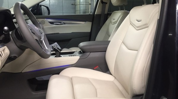 Паркетники Cadillac XT5 вызваны на&nbsp;замену кронштейна