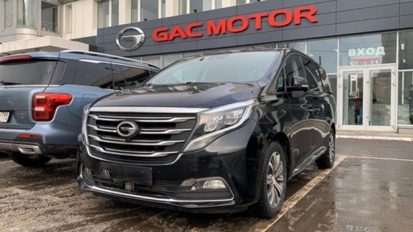 Новые минивэн GAC GN8 и кроссовер GAC GS5 привезли в Москву Новые минивэн GAC GN8 и кроссовер GAC GS5 привезли в Москву
