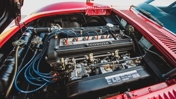 Раритетный Toyota 2000GT выставят на аукцион