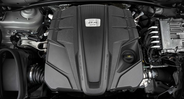 Возвращаем недостающие цилиндры Porsche 718 GTS 4.0