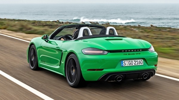 Возвращаем недостающие цилиндры Porsche 718 GTS 4.0