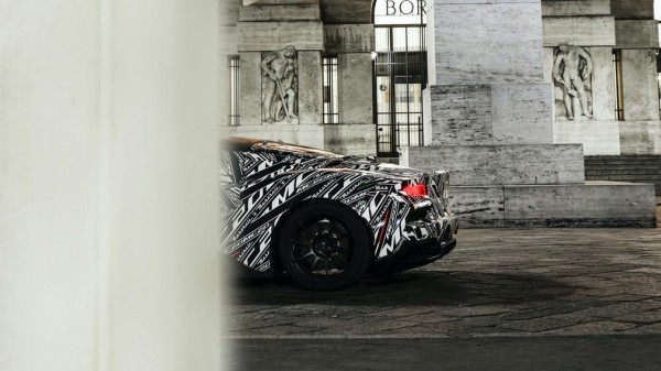 В сети появились фото нового суперкара Maserati MC20 В сети появились фото нового суперкара Maserati MC20
