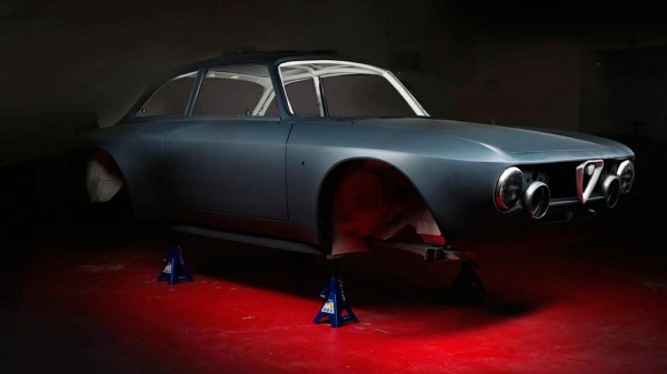 Классический Alfa Romeo Giulia превратится в карбоновый 525-сильный суперкар Классический Alfa Romeo Giulia превратится в карбоновый 525-сильный суперкар