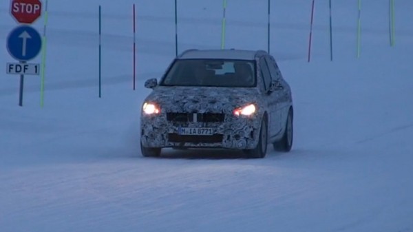 Новый BMW 2-Series Active Tourer попал в объективы камер Новый BMW 2-Series Active Tourer попал в объективы камер