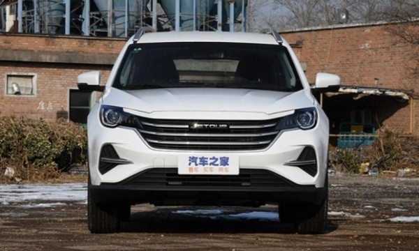 Chery вывел на рынок Китая один из самых бюджетных кроссоверов Chery вывел на рынок Китая один из самых бюджетных кроссоверов