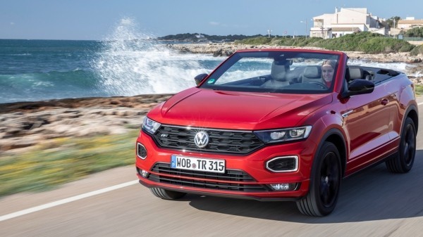 Volkswagen начинает продажи кроссовера-кабриолета T-Roc