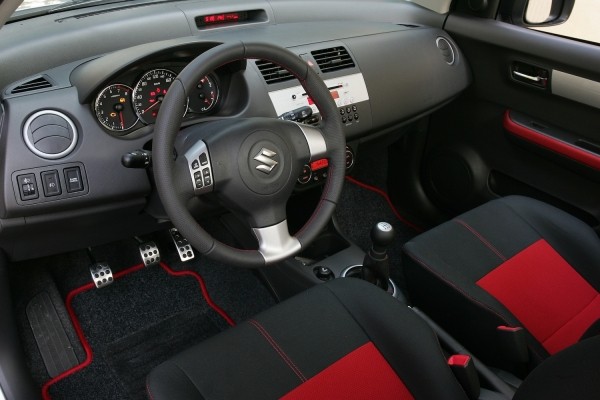 Обновленный Suzuki Swift Sport получит гибридный мотор