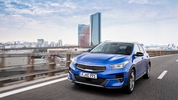 Компания Kia рассказала о новинках для России в 2020 году Компания Kia рассказала о новинках для России в 2020 году