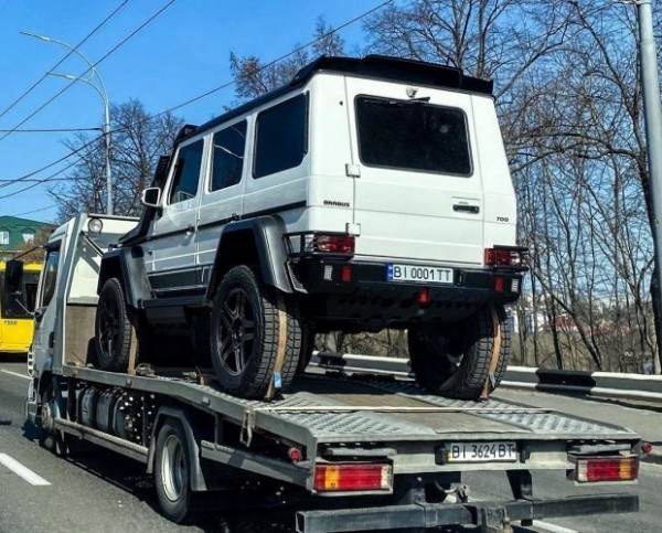 Brabus в квадрате: в Украине заметили экстремальный &laquo;Гелик&raquo;