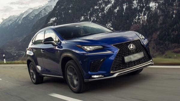 Стало известно, как менялись цены на Lexus NX за последние два года