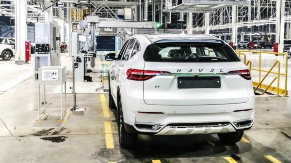 Зачем автозаводы возобновляют работу, если дилерские центры закрыты