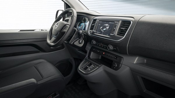 Opel представила электрический фургон Vivaro-e