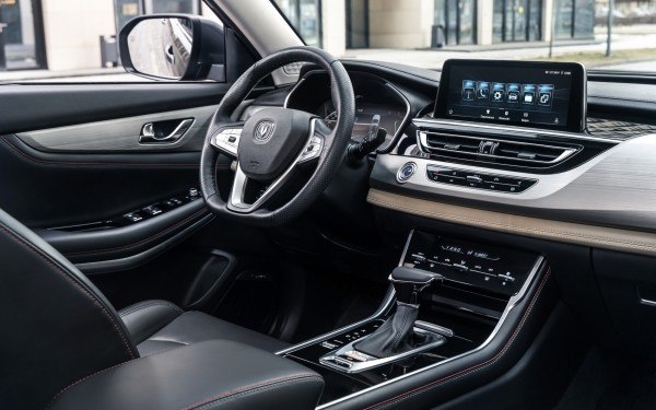 Changan CS75FL пришёл в&nbsp;Россию с&nbsp;хорошим оснащением