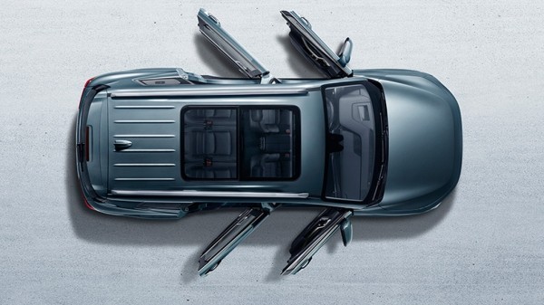 Опубликованы первые &laquo;живые&raquo; снимки Geely Haoyue