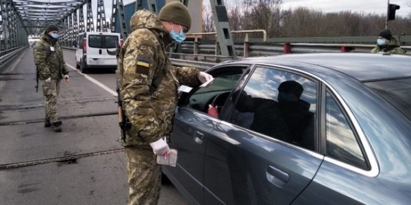 Майские дома: список КПП через которые украинцы могут вернуться домой
