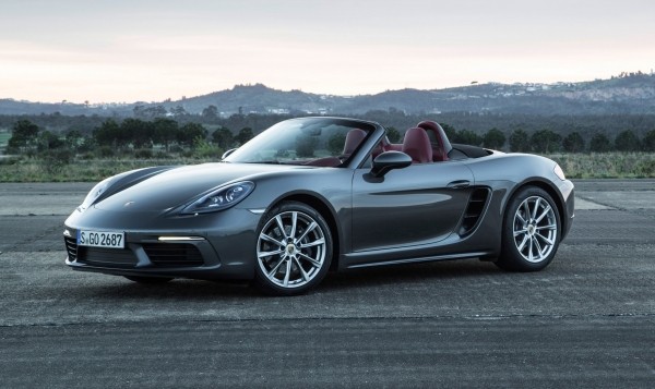 Компания Porsche задумалась о&nbsp;сверхлёгком спорткаре