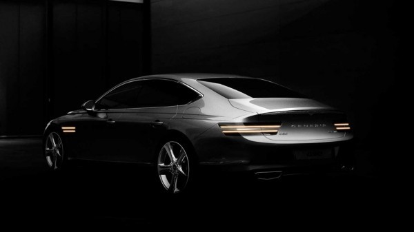 Опубликованы фотографии интерьера нового Genesis G80 Sport