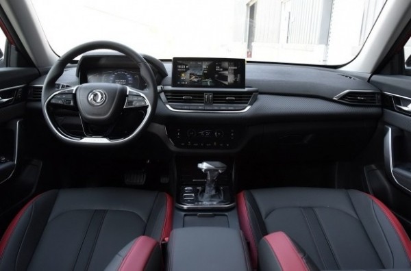 Симпатичный и дешевый: Dongfeng выпустили конкурента Октавии универсал Симпатичный и дешевый: Dongfeng выпустили конкурента Октавии универсал