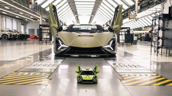 Компания Lamborghini отказалась от участия в автосалонах