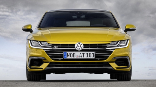 Volkswagen Arteon появился у российских дилеров