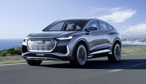 Audi Q4 Sportback e-tron поступит в серию вскоре после Q4 Audi Q4 Sportback e-tron поступит в серию вскоре после Q4