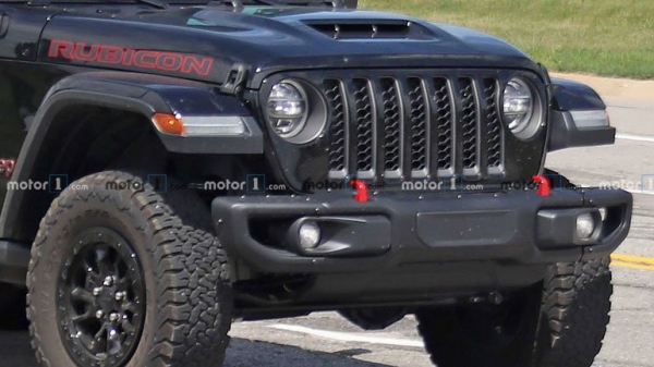 Мощный Jeep Wrangler Rubicon заметили во время испытаний