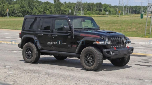 Мощный Jeep Wrangler Rubicon заметили во время испытаний